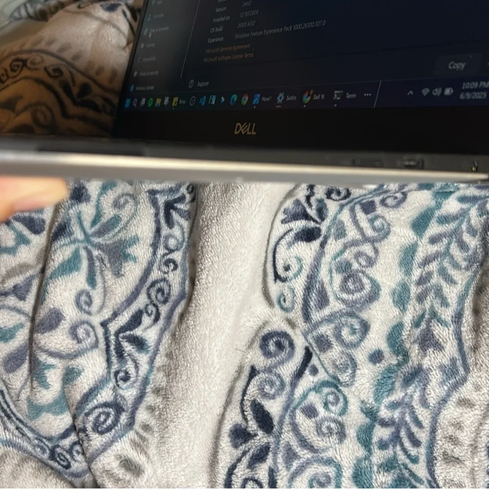 Dell Silver XPS Laptop with Premium Design